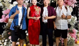 国产小情侣精品,甜蜜瞬间，浪漫时光